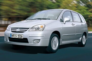 Suzuki Liana