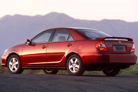 Toyota komt met hybride Camry