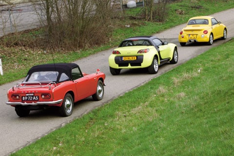 Daihatsu Copen – smart roadster, m.m.v.de Honda S800 cabriolet