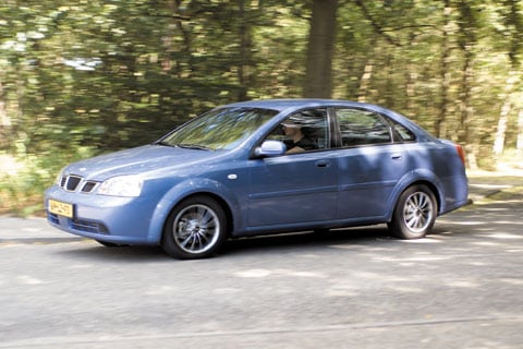 Daewoo Nubira sedan 1.6 Style (2004)