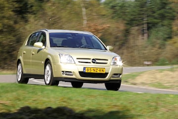Opel Signum