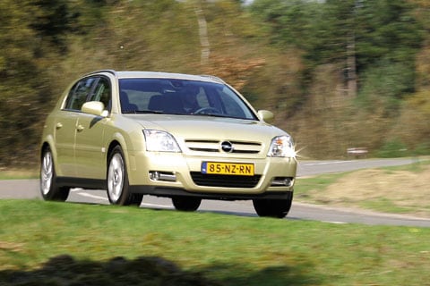 Opel Signum 1.9 CDTi (2004) - Test