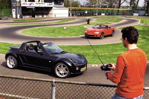 Smart vs Mazda