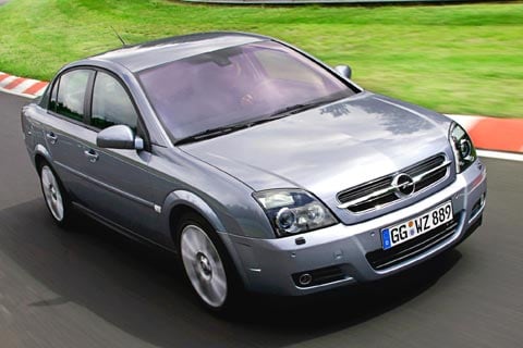 Opel Vectra en Signum opgewaardeerd
