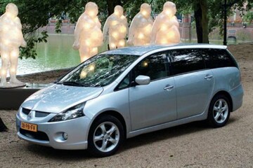 Mitsubishi Grandis