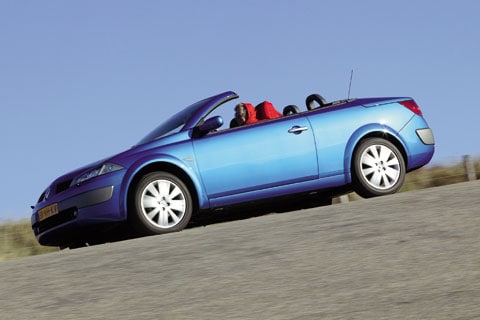 Renault Mégane Coupé-Cabriolet 2.0 16V Dynamique Luxe (2004)