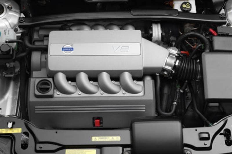 Volvo XC90 V8