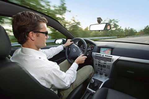 Mega-voorruit voor Opel Astra GTC