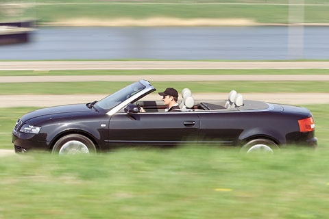 Audi A4 Cabriolet 2.5 TDI (2004)