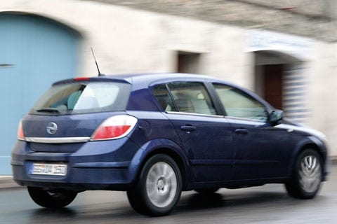 Opel Astra 1.6 Elegance Easytronic