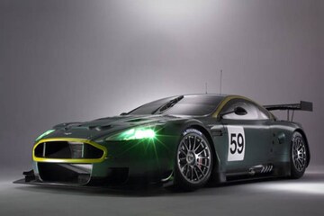 Aston Martin DBR9