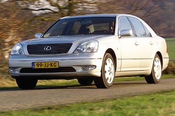 Lexus LS 430
