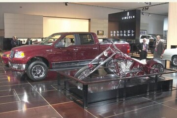 Lincoln Mark LT