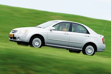 Kia Cerato 2.0 CVVT EX