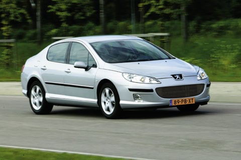 Peugeot 407 bijna 20 jaar, enorme haaienbek zou familiegezicht worden