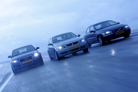BMW 330i - Volvo S60 T5 - Audi A4 3.2 FSI