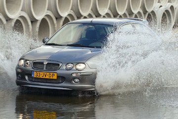 MG ZR 105