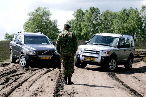 Test: Volvo XC90 V8 Executive - Land Rover Discovery V8 HSE