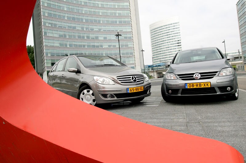 Mercedes vs Volkswagen
