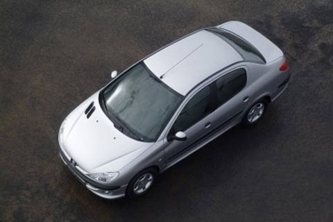 Peugeot 206 sedan niet naar hier