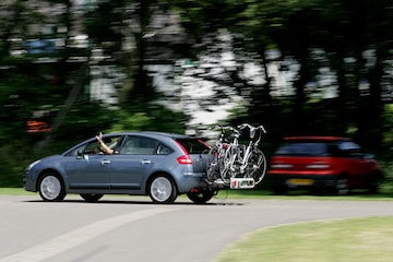 Citroën C4 met fietsendrager
