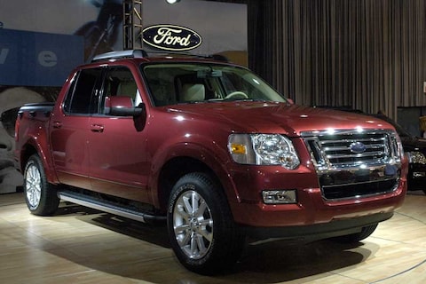 Ford Explorer Sport Trac onthuld