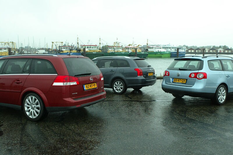 Volkswagen vs Opel vs Toyota