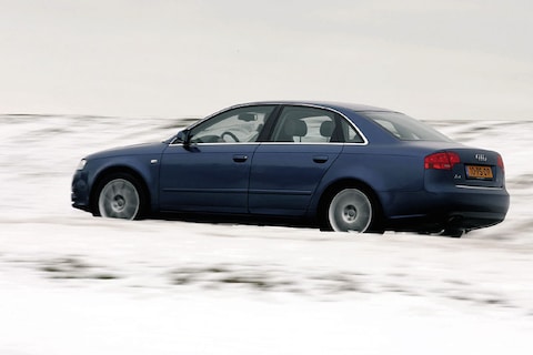 Audi A4 3.2 quattro (2005)