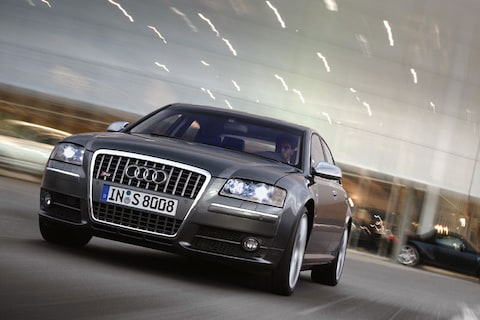 Gereden: Audi S8
