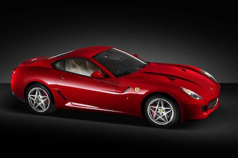 Bijzondere lijnen voor Ferrari 600 Imola