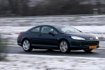 Peugeot 407 Coupé