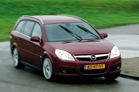 Opel Vectra Stationwagon 1.9 CDTi 150pk Cosmo (2006)