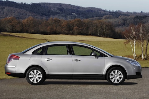 Citroën C4 met kont