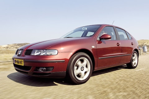 Seat Leon 1.6 16V Executive (2004)