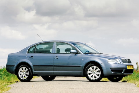 Skoda Superb 1.8 T Comfort (2004)