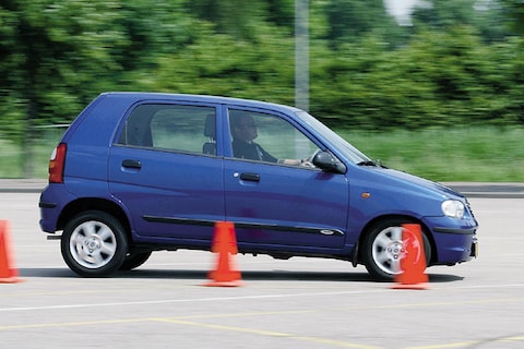 Suzuki Alto 1.1 GLX (2004)