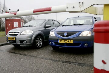 Dubbeltest Chevrolet Aveo - Dacia Logan