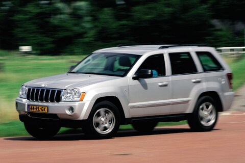 Jeep Grand Cherokee 5.7i HEMI V8 Limited (2005)