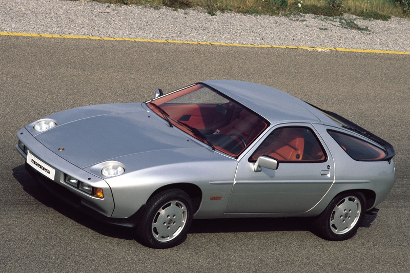Porsche 928