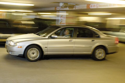 Volvo S80 2.4 D5 Elite (2004)