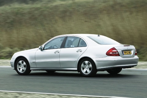 Mercedes-Benz E 200 Kompressor Avantgarde (2005)
