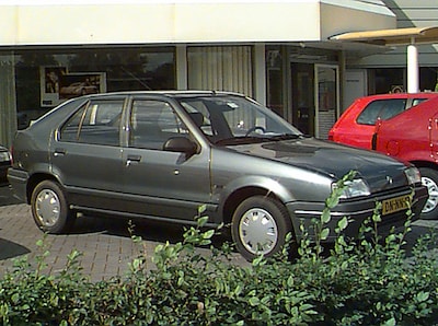 Renault 19
