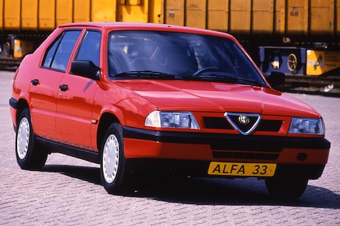 Alfa Romeo 33 1.3 V