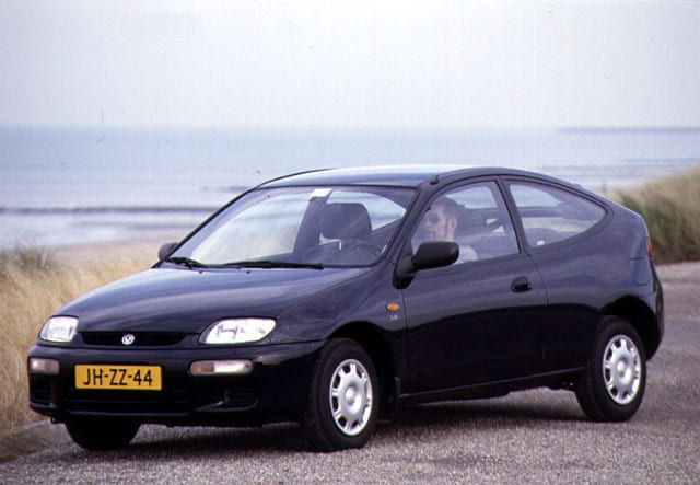 Mazda 323