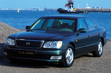 Lexus LS