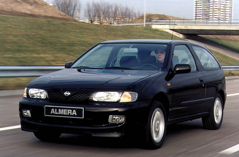 Nissan Almera