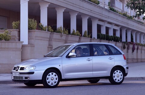 Seat Ibiza 1.6 100pk Stella