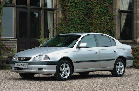 Toyota Avensis 2.0 D4-D Linea Terra