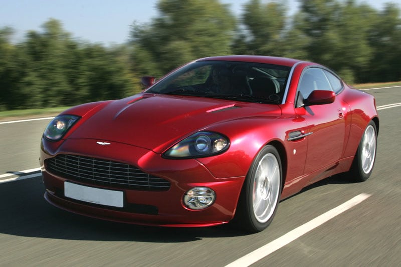 Aston Martin V12 Vanquish