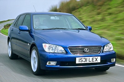 Lexus IS SportCross